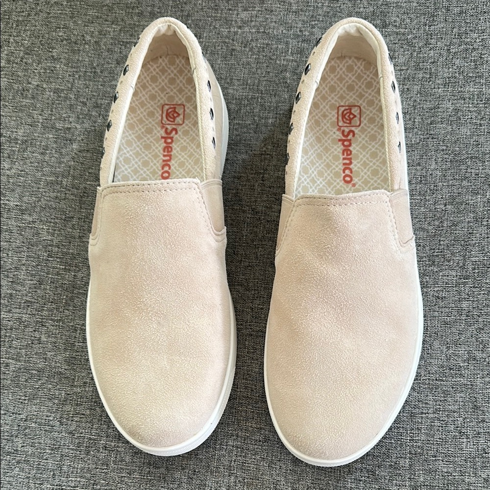 Santa Barbara Rivet Classic Sneaker